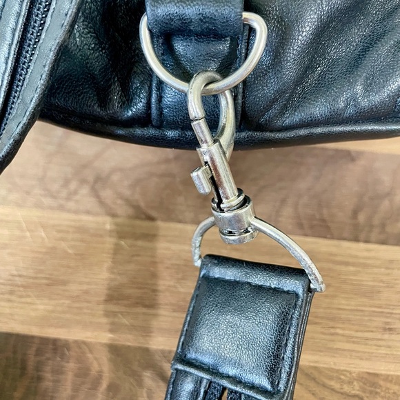 Vtg Smooth Leather Silver Accents Backpack Slingback Travel Minimalist Organizer - Picture 11 of 16